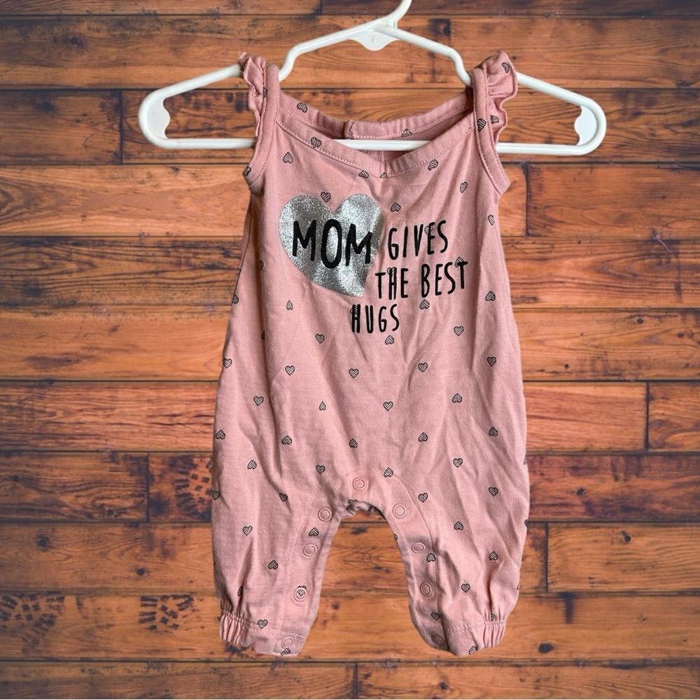 5 for $25🔥Carter's Pink "Mom Gives The Best‎ Hugs" Jumpsuit Girls Size Newborn